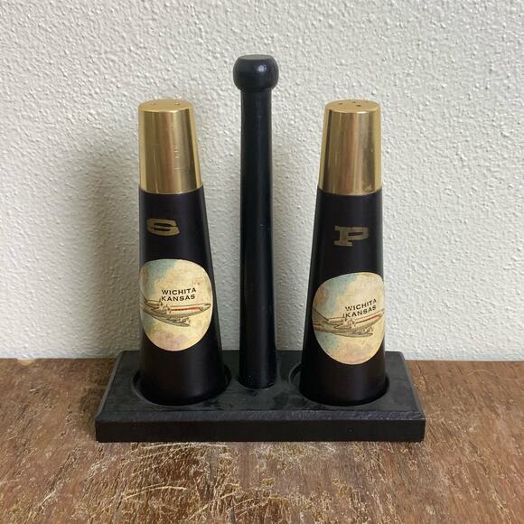 Mid Century Modern 3 PC Black Gold Wichita Kansas Salt Pepper Shakers Souvenir - Picture 1 of 8